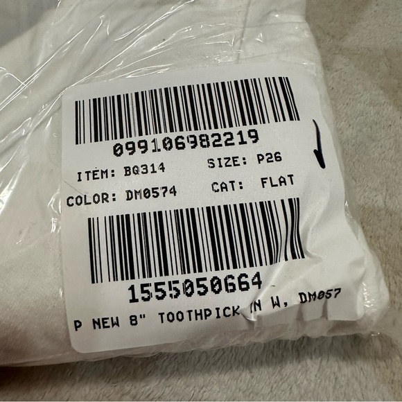 J crew 8” toothpick jeans white wash - Picture 4 of 4